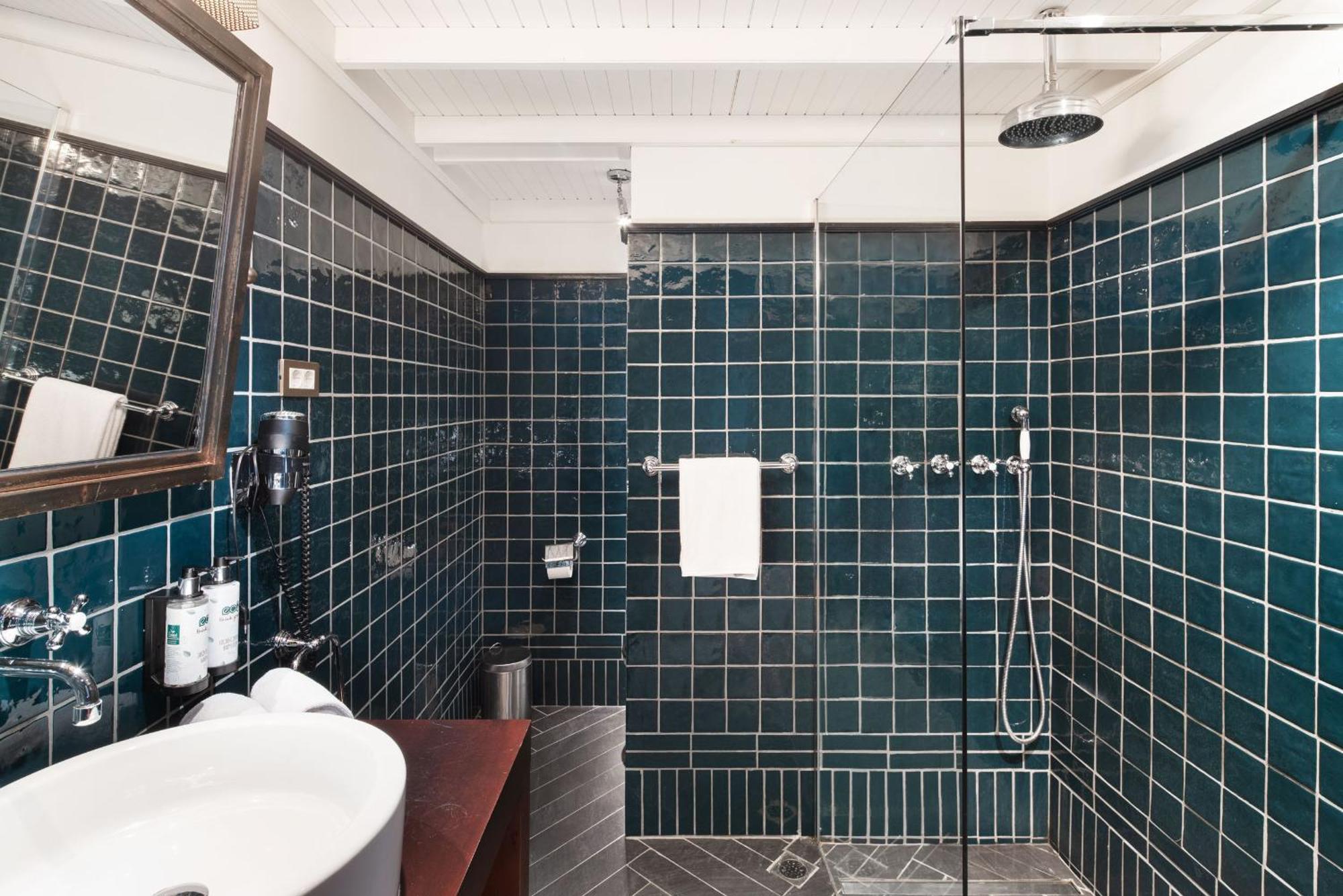 Superior Deluxe Double Room,1605395558:JPEG